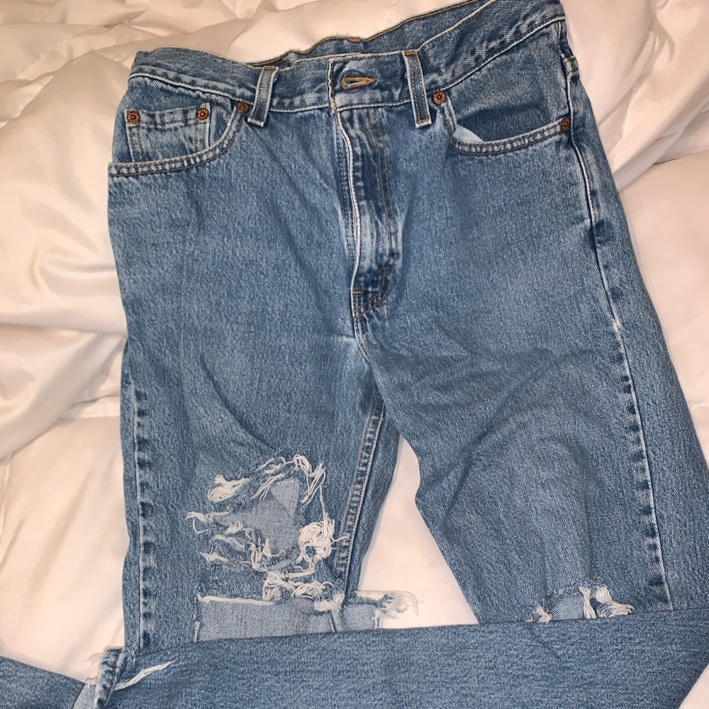 Distress jeans